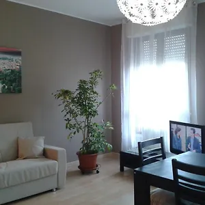Appartamento Certosa 3 Bedrooms, Milano